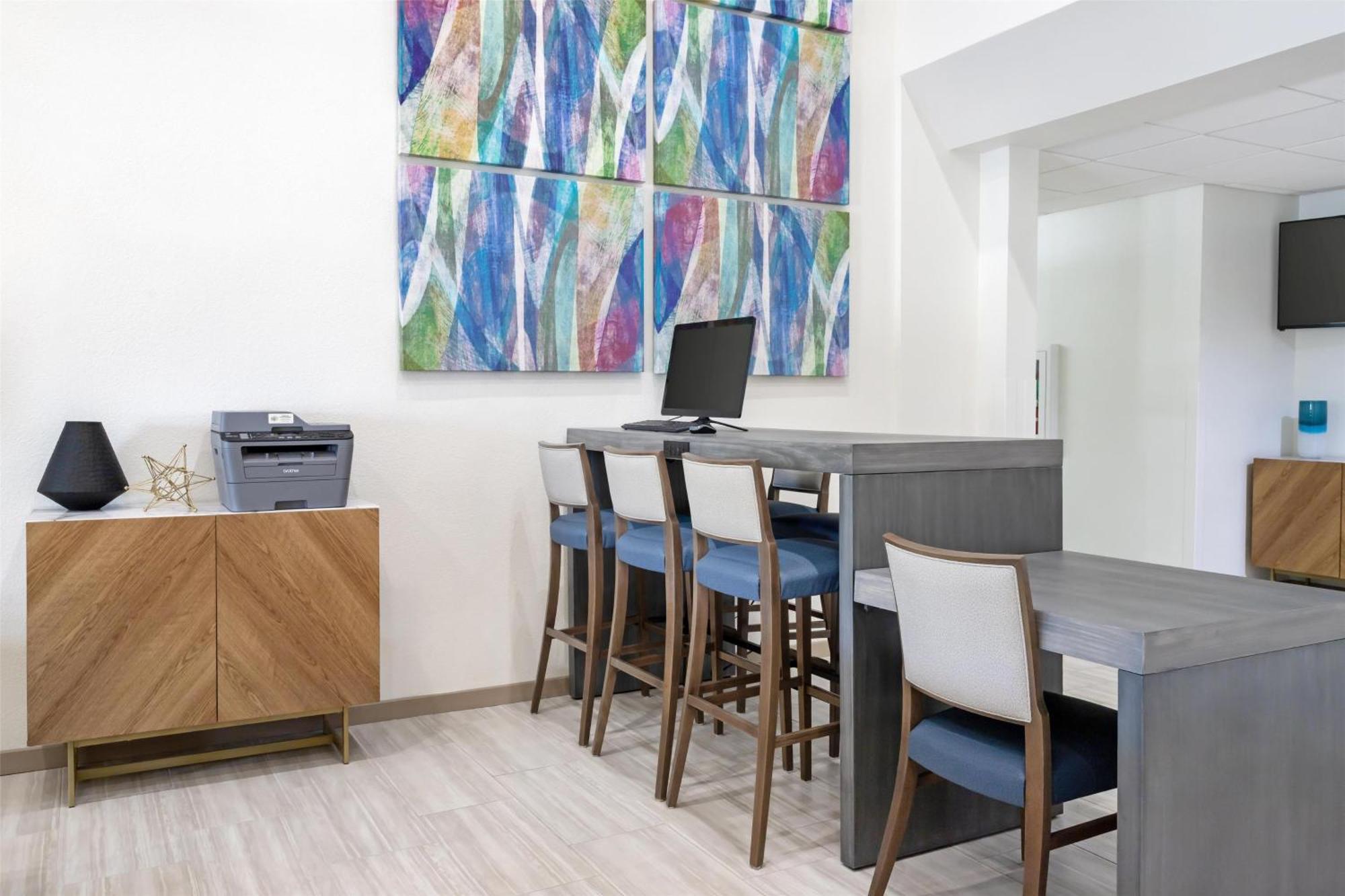 Best Western Plus Executive Hotel & Suites Sulphur Exterior photo