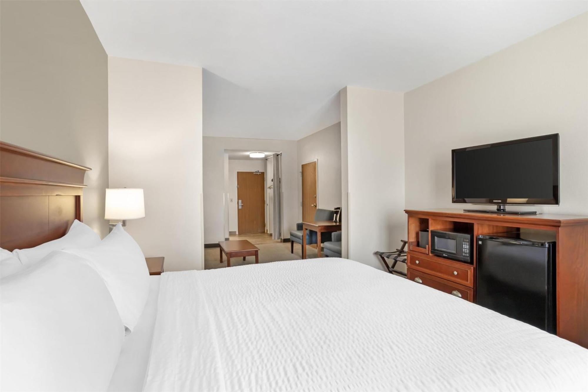 Best Western Plus Executive Hotel & Suites Sulphur Exterior photo