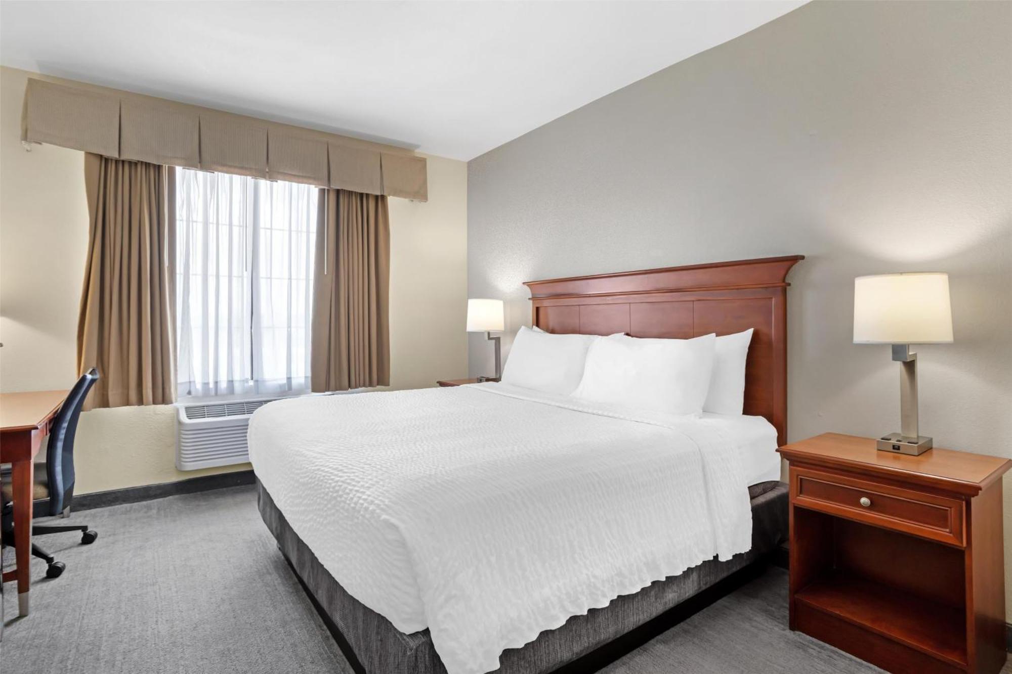 Best Western Plus Executive Hotel & Suites Sulphur Exterior photo