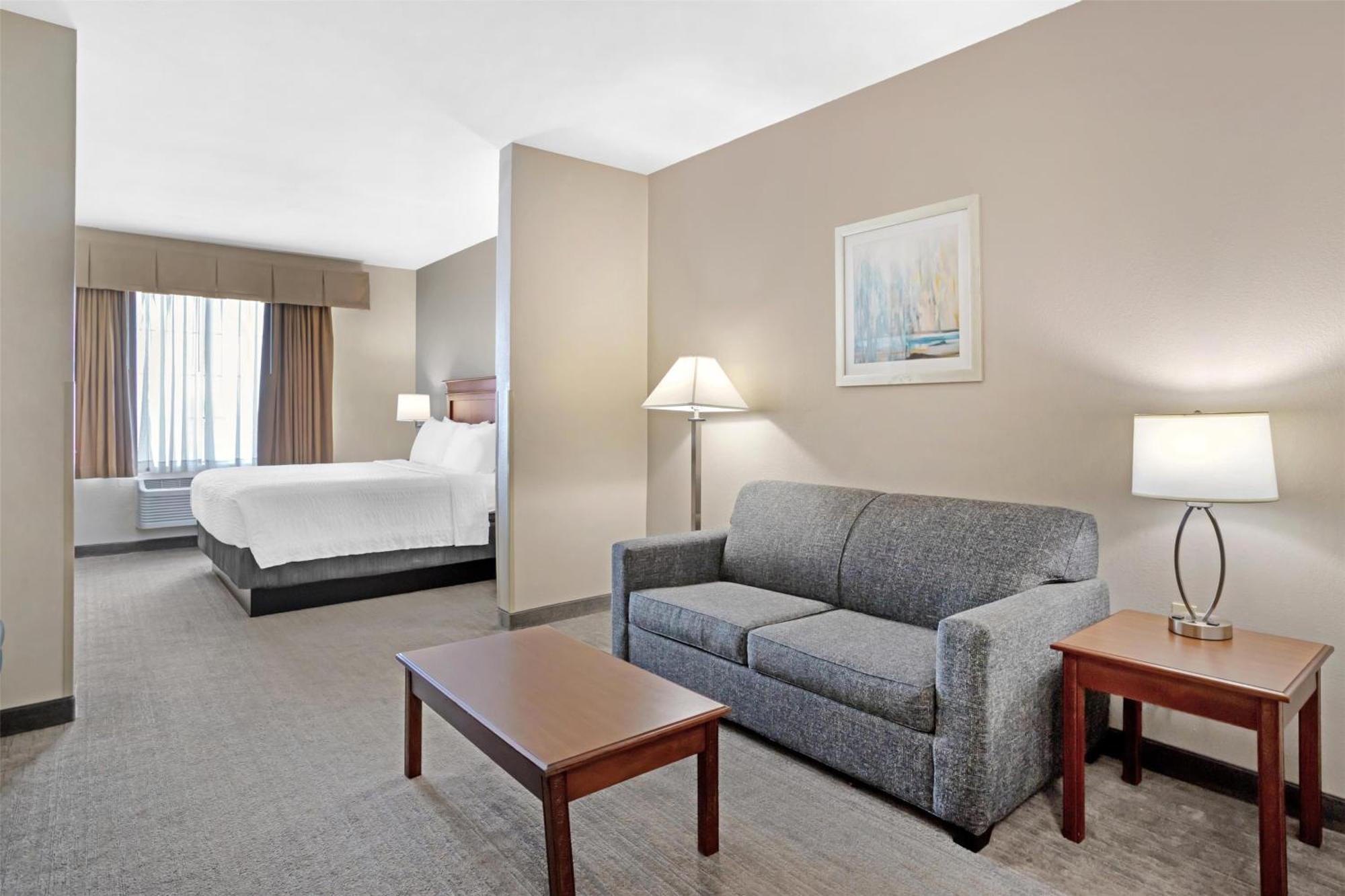 Best Western Plus Executive Hotel & Suites Sulphur Exterior photo