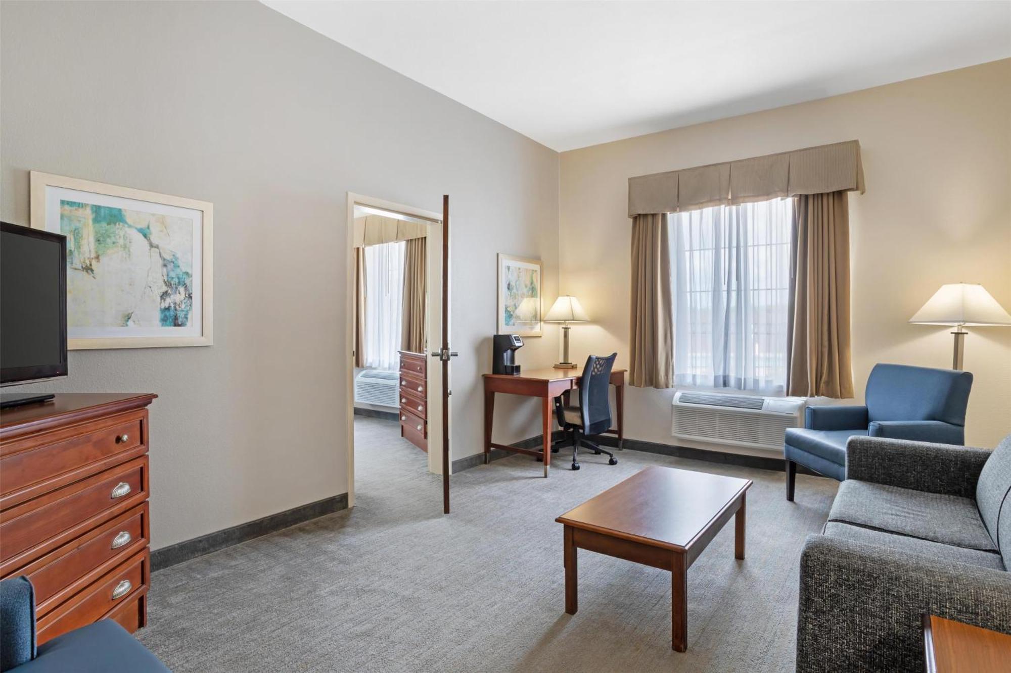 Best Western Plus Executive Hotel & Suites Sulphur Exterior photo